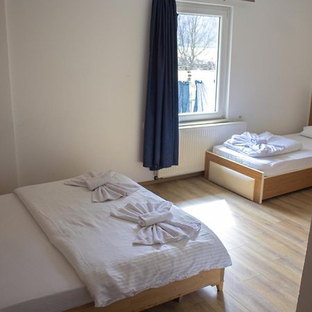 Bujtinat E Lugines Valbone Aparthotel Εξωτερικό φωτογραφία