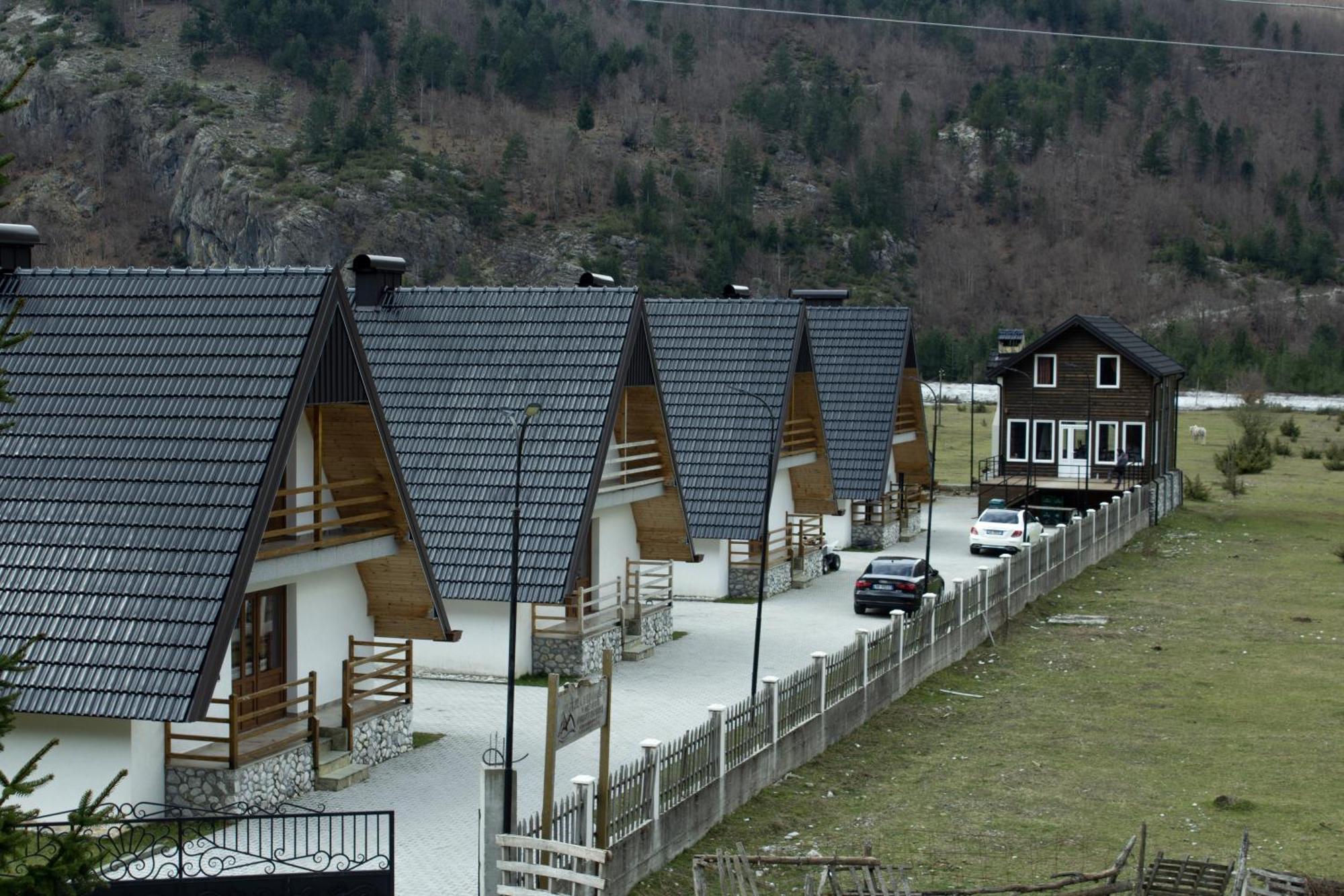 Bujtinat E Lugines Valbone Aparthotel Εξωτερικό φωτογραφία