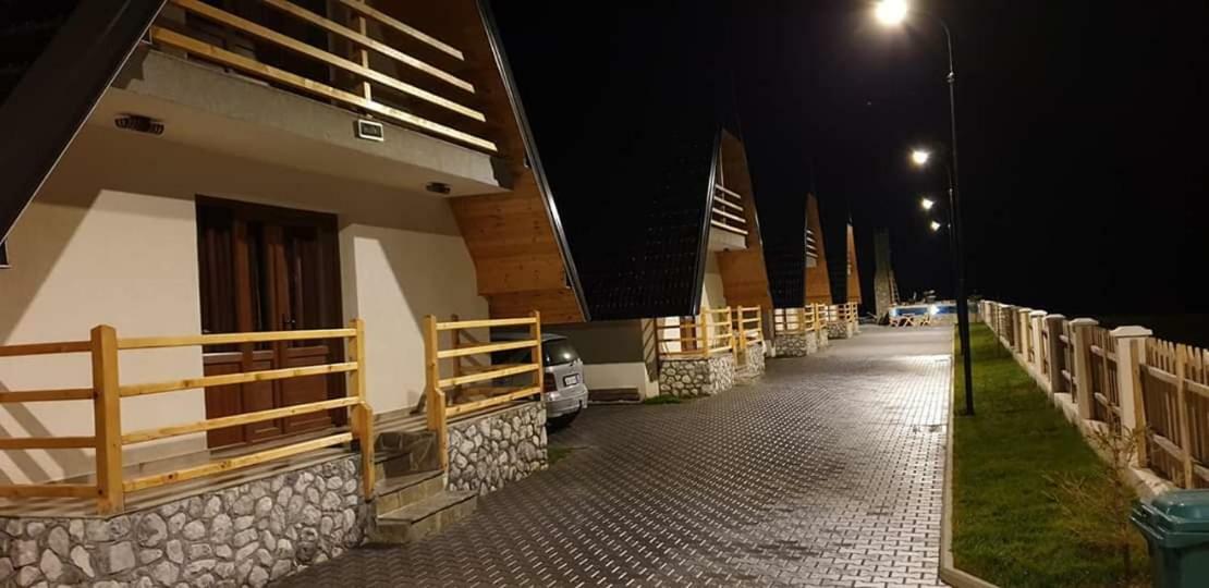 Bujtinat E Lugines Valbone Aparthotel Εξωτερικό φωτογραφία