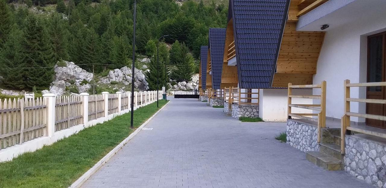 Bujtinat E Lugines Valbone Aparthotel Εξωτερικό φωτογραφία